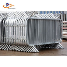 2.1x1.1m Galvanized Cheap Crowd Control Barrier